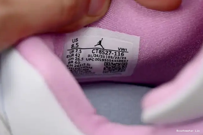 Boostmaster lin CT8527-116 Jordan White Pink Retro 4 0510